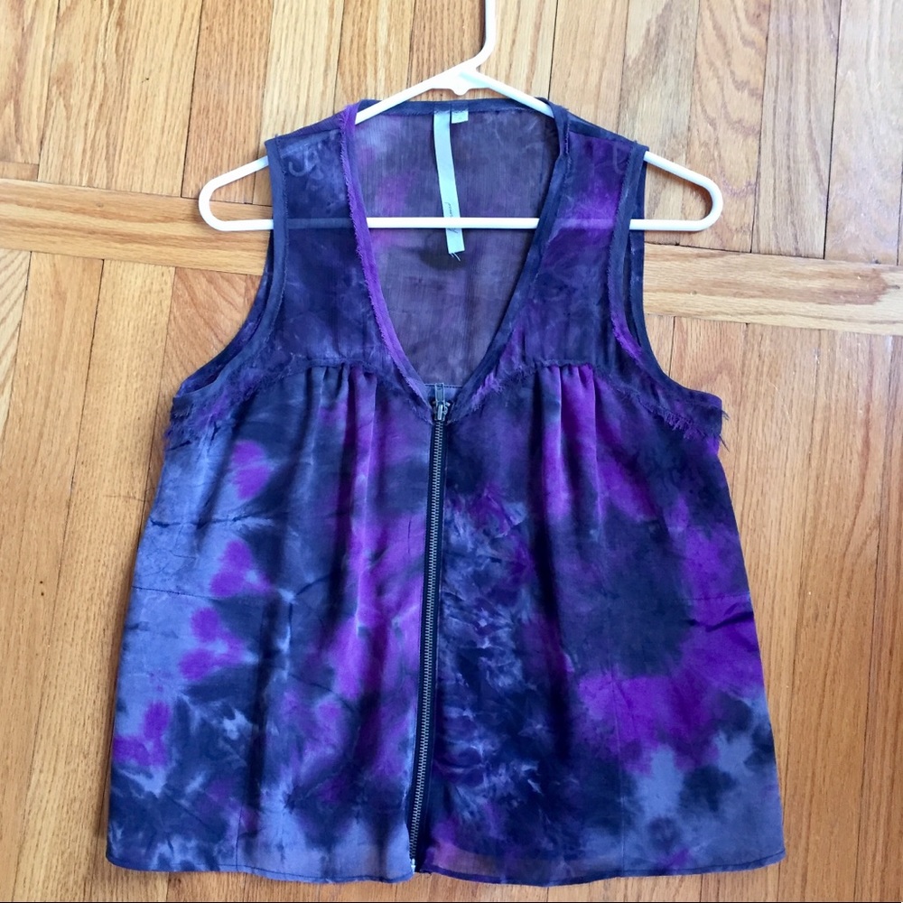 Urban Outfitters Zip Sleeveless Blouse